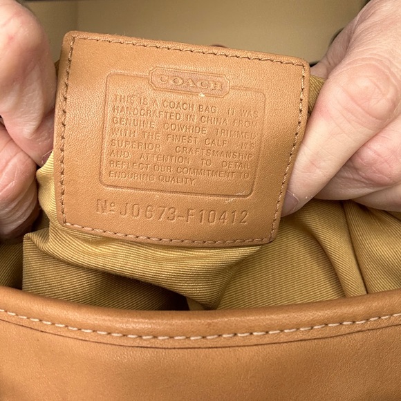 Coach 2Fer Tote & Wristlet Tan Leather Tote Bag with hang tags - Picture 7 of 15